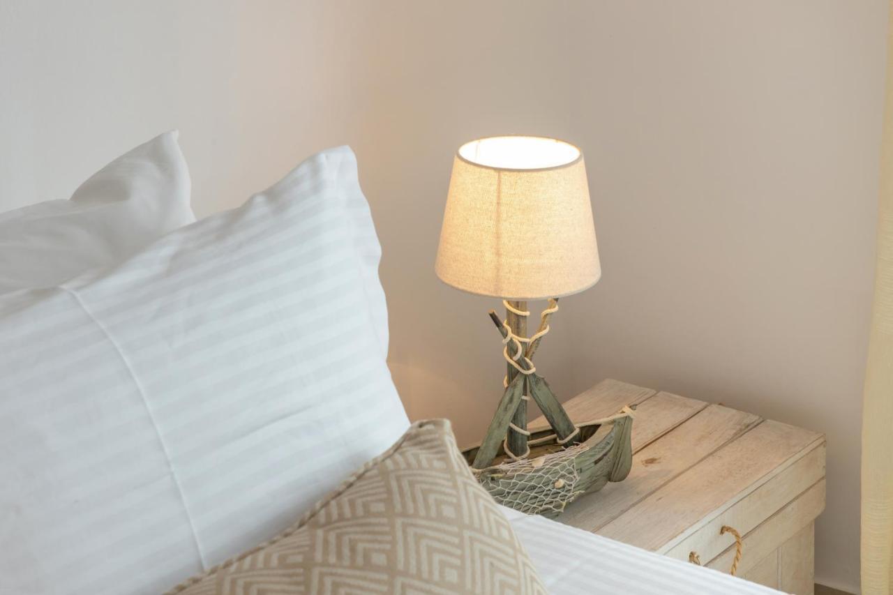 Yialos Rooms Piso Livadi Bagian luar foto