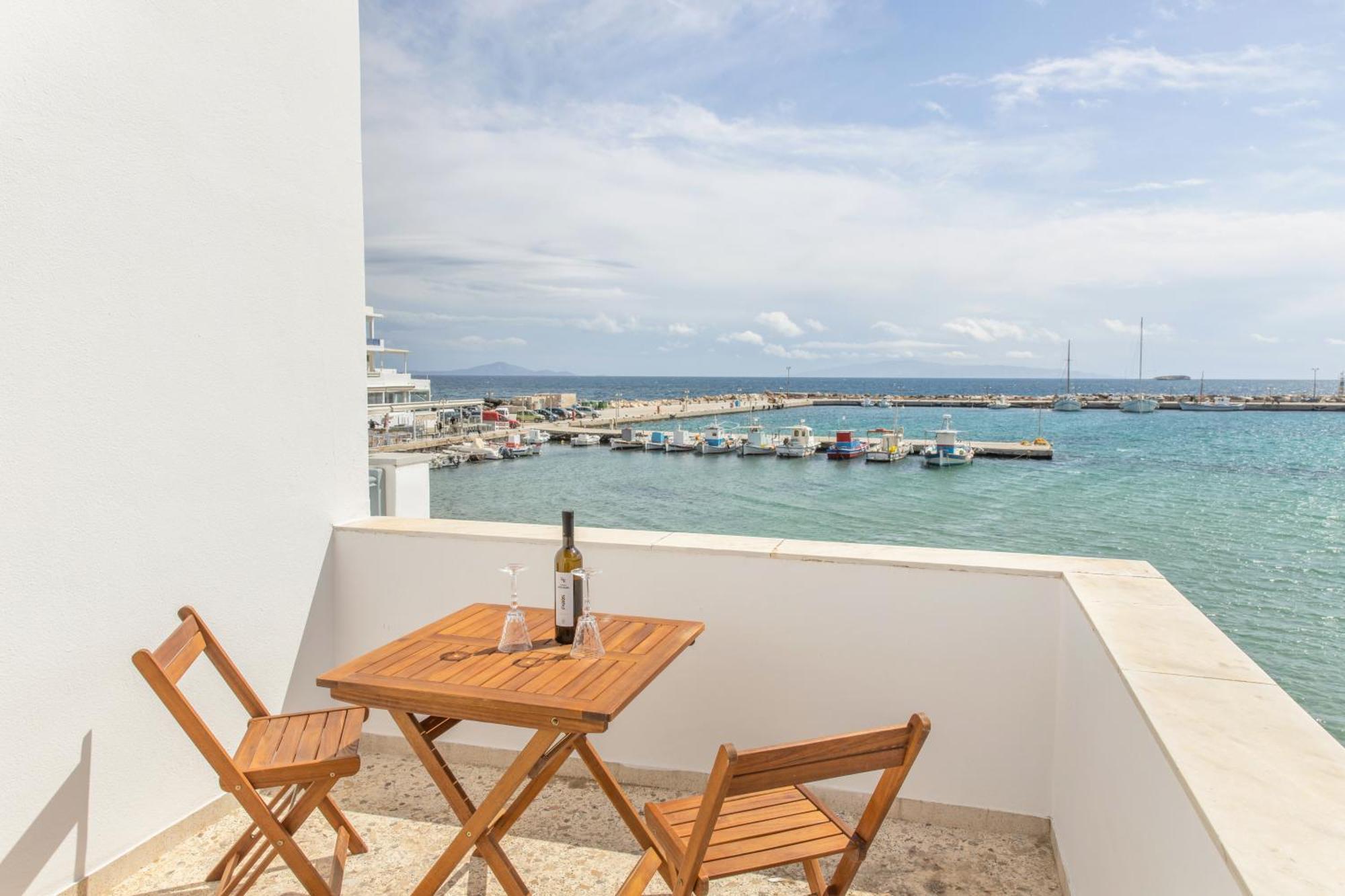 Yialos Rooms Piso Livadi Bagian luar foto
