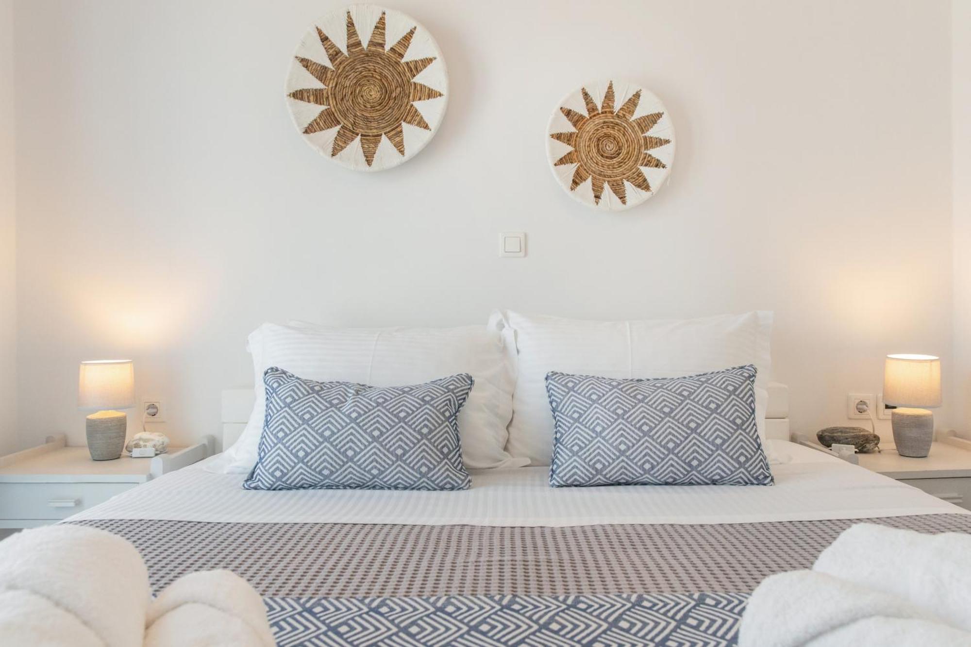 Yialos Rooms Piso Livadi Bagian luar foto