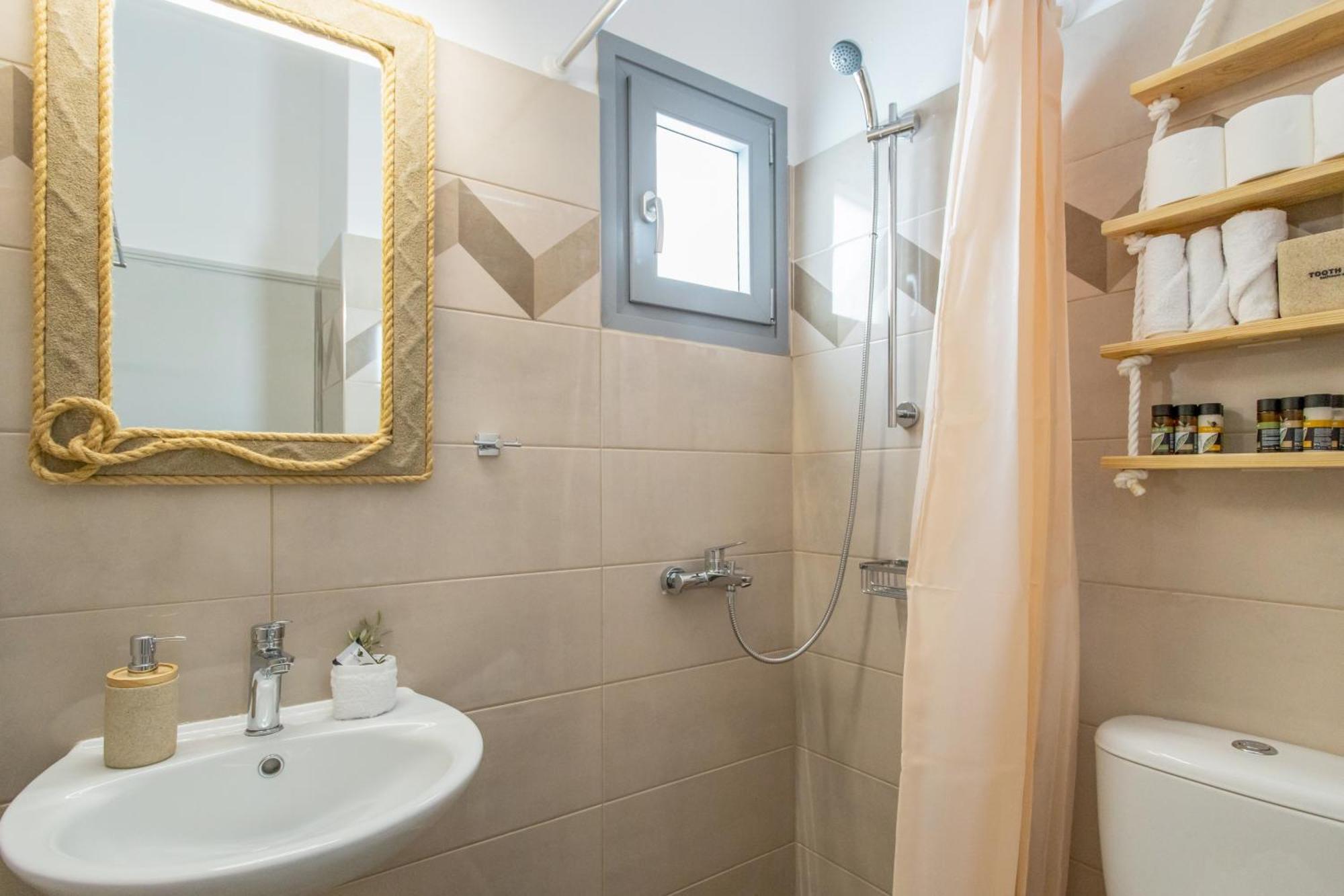 Yialos Rooms Piso Livadi Bagian luar foto