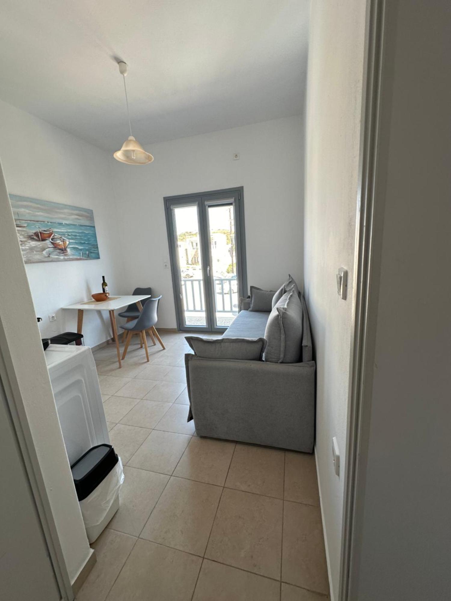 Yialos Rooms Piso Livadi Bagian luar foto